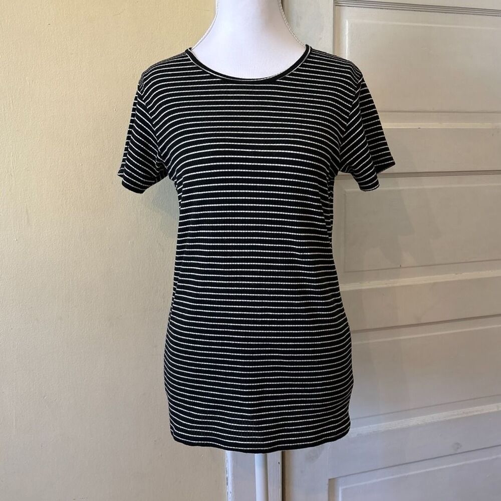 Ribbed basic black white tee scoop crew emo grunge teacher essentials stripes
